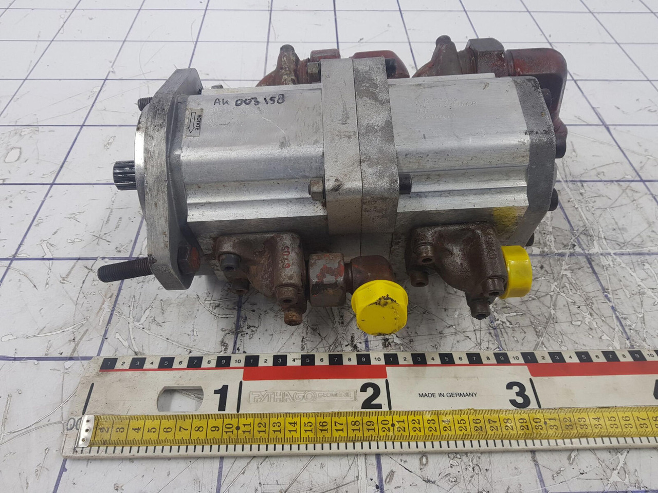 Sauer-Danfoss 70 GMT dual gear pump - Hydraulic pump for Mobile crane: picture 1 Sauer-Danfoss 70 GMT dual gear pump - Hydraulic pump for Mobile crane: picture 1