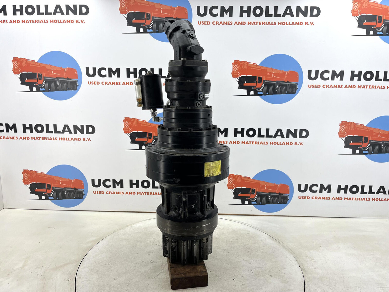 Tadano Faun AC 5.220L-1 Slew gear - Swing motor for Crane: picture 2 Tadano Faun AC 5.220L-1 Slew gear - Swing motor for Crane: picture 2