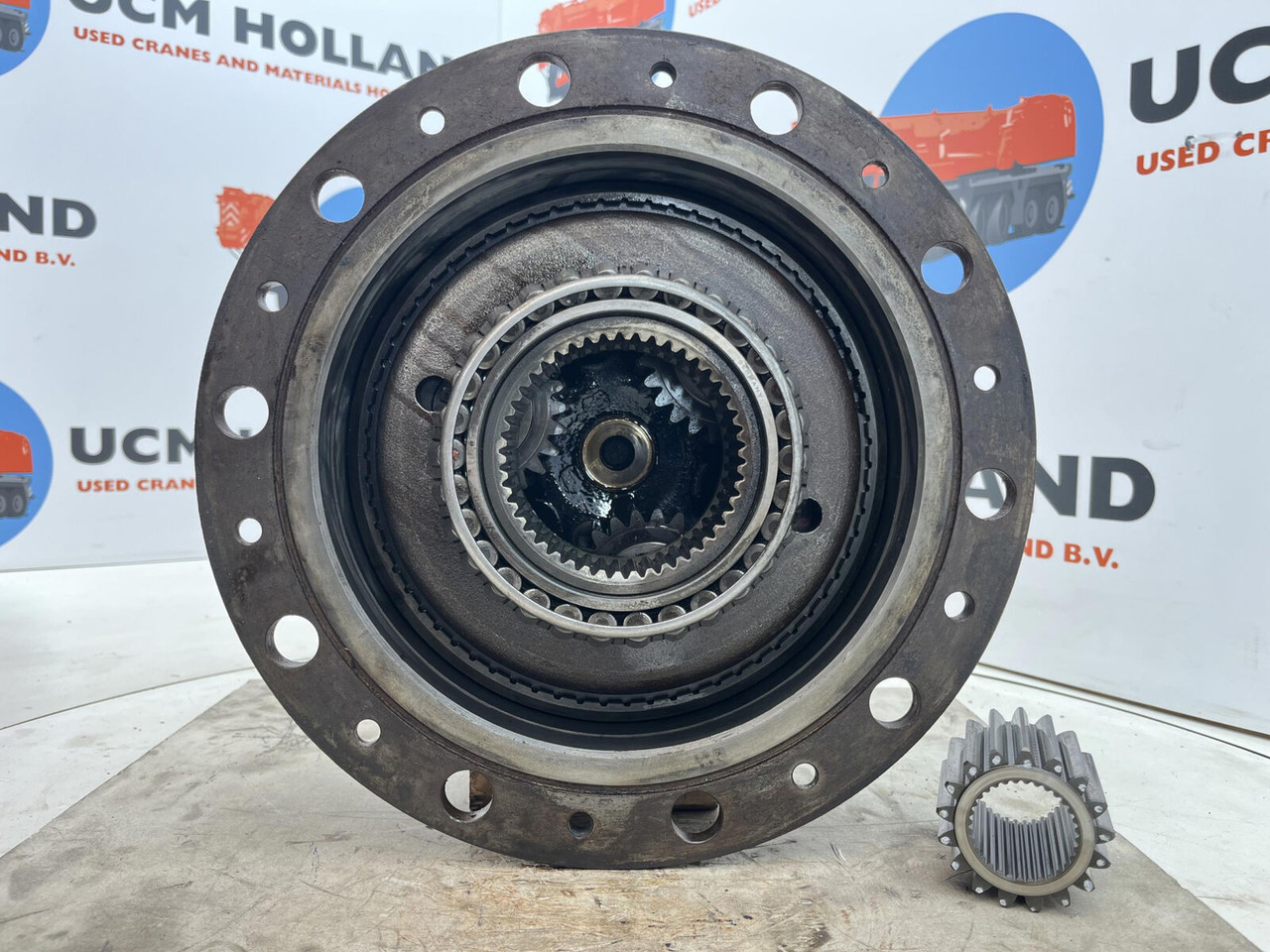 Terex AC 155 planetary gear 17-24-67-32-3pl-H135-46 - Final drive for Crane: picture 4 Terex AC 155 planetary gear 17-24-67-32-3pl-H135-46 - Final drive for Crane: picture 4