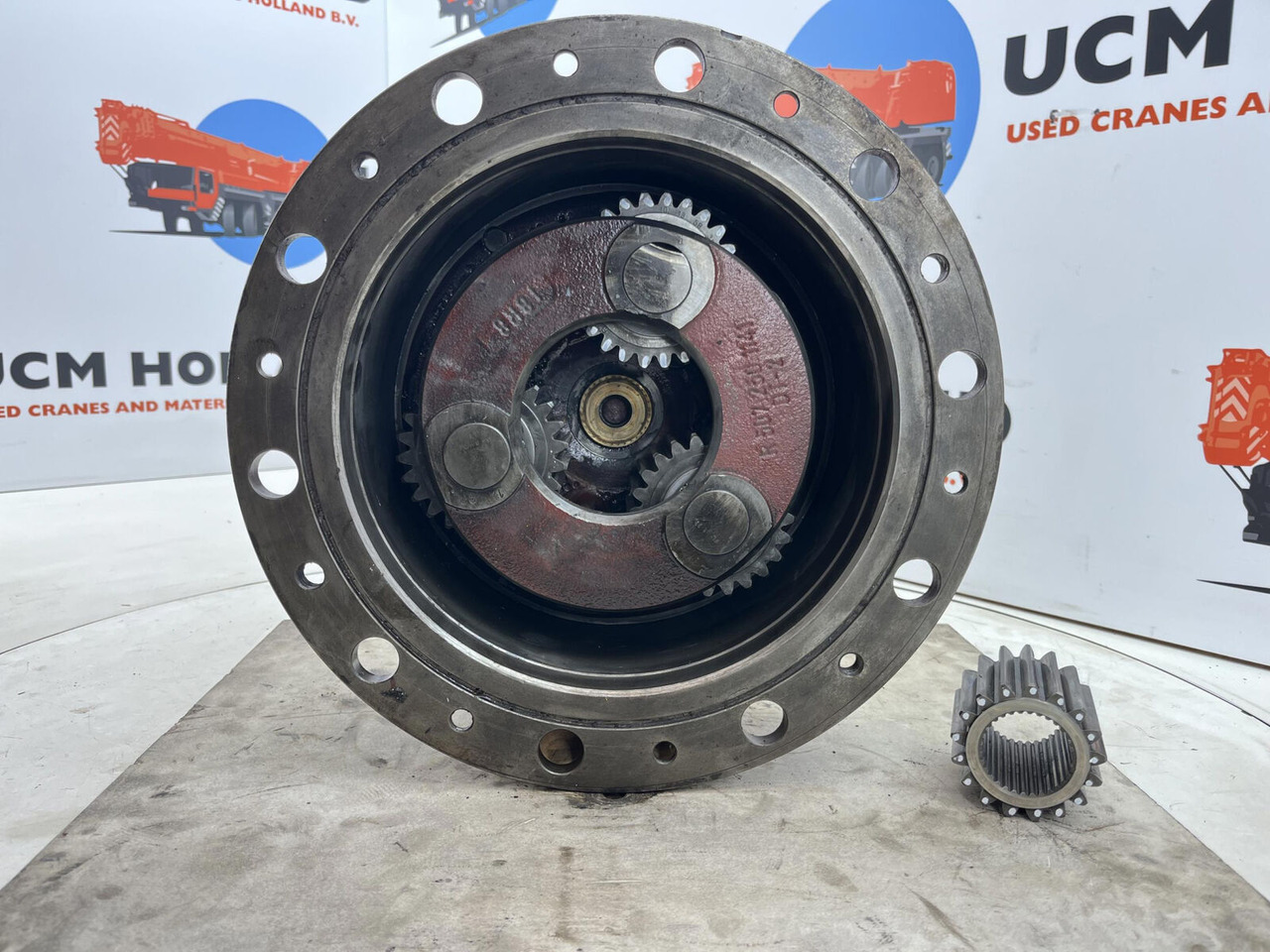 Terex AC 155 planetary gear 17-24-67-32-3pl-H135-46 - Final drive for Crane: picture 4 Terex AC 155 planetary gear 17-24-67-32-3pl-H135-46 - Final drive for Crane: picture 4