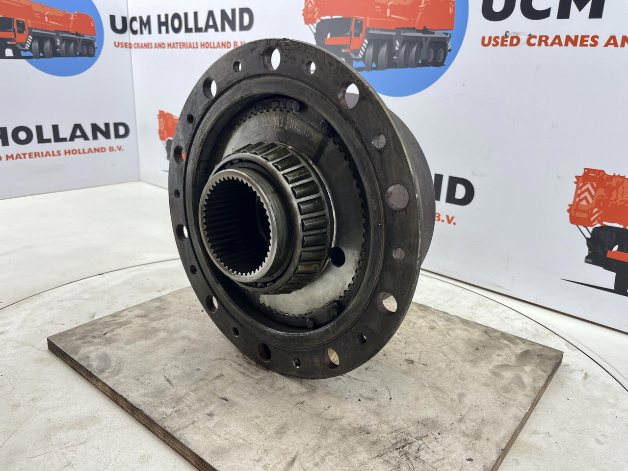 Terex AC 155 planetary gear 22-25-74-40-3pl-H135-46 - Final drive for Mobile crane: picture 3 Terex AC 155 planetary gear 22-25-74-40-3pl-H135-46 - Final drive for Mobile crane: picture 3