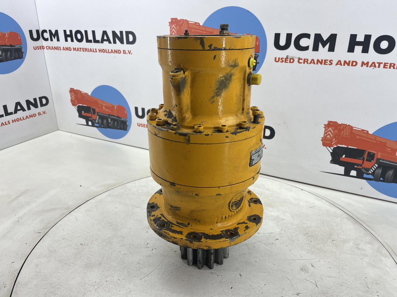 Terex AC 155 slew gear - Swing motor for Mobile crane: picture 3 Terex AC 155 slew gear - Swing motor for Mobile crane: picture 3