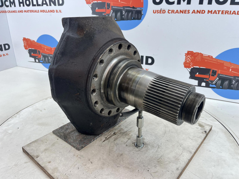 Terex AC 155 steering knuckle 16 holes axle 3 - Steering knuckle for Crane: picture 3 Terex AC 155 steering knuckle 16 holes axle 3 - Steering knuckle for Crane: picture 3