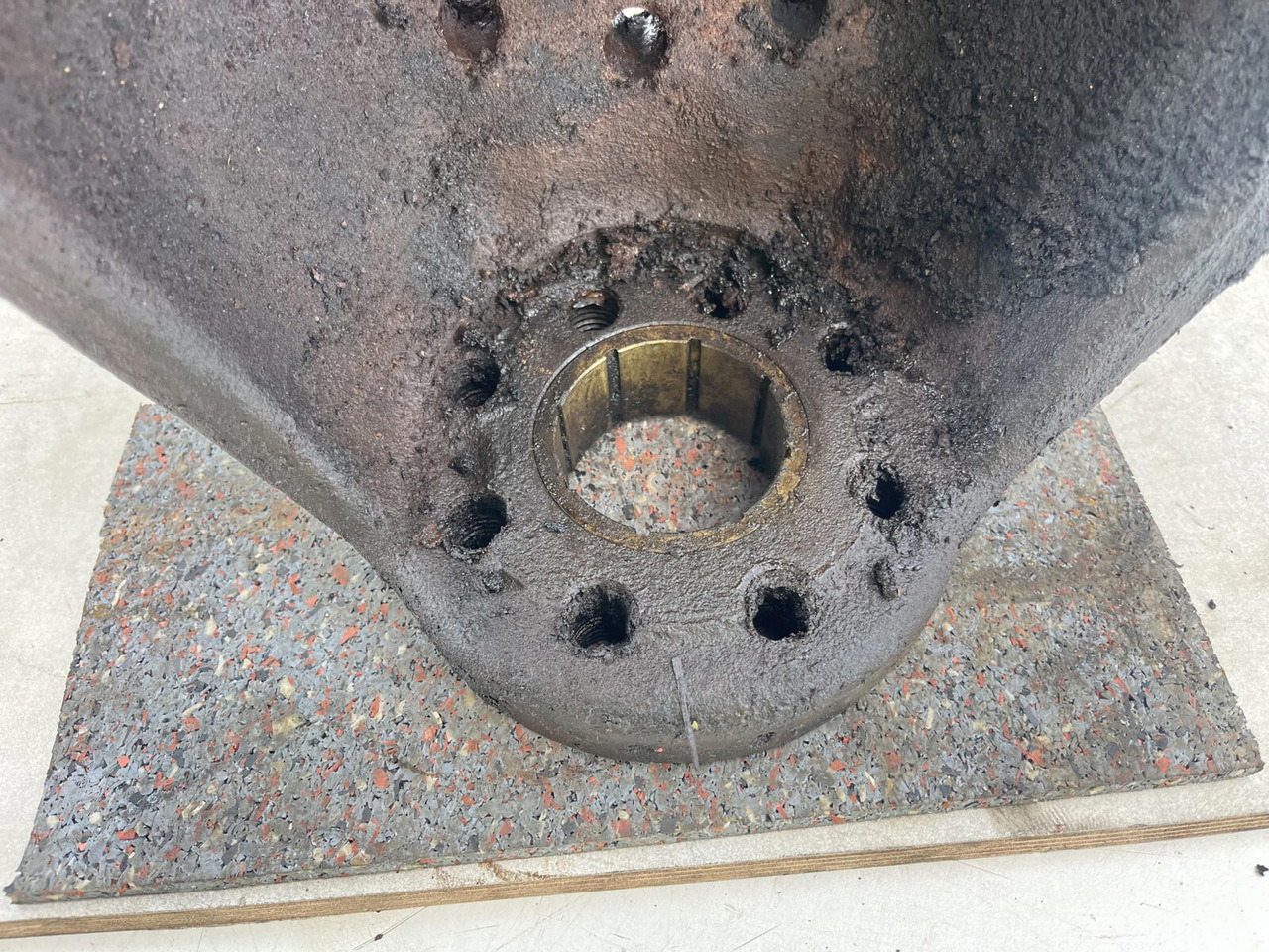 Steering knuckle for Mobile crane Terex AC 155 steering knuckle 16 holes axle 3: picture 8