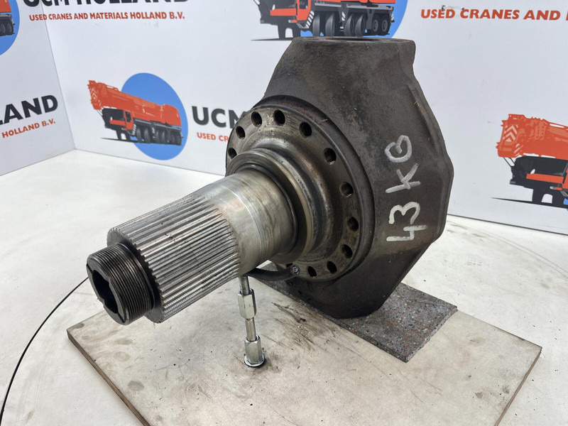 Terex AC 155 steering knuckle 16 holes axle 3 - Steering knuckle for Crane: picture 1 Terex AC 155 steering knuckle 16 holes axle 3 - Steering knuckle for Crane: picture 1