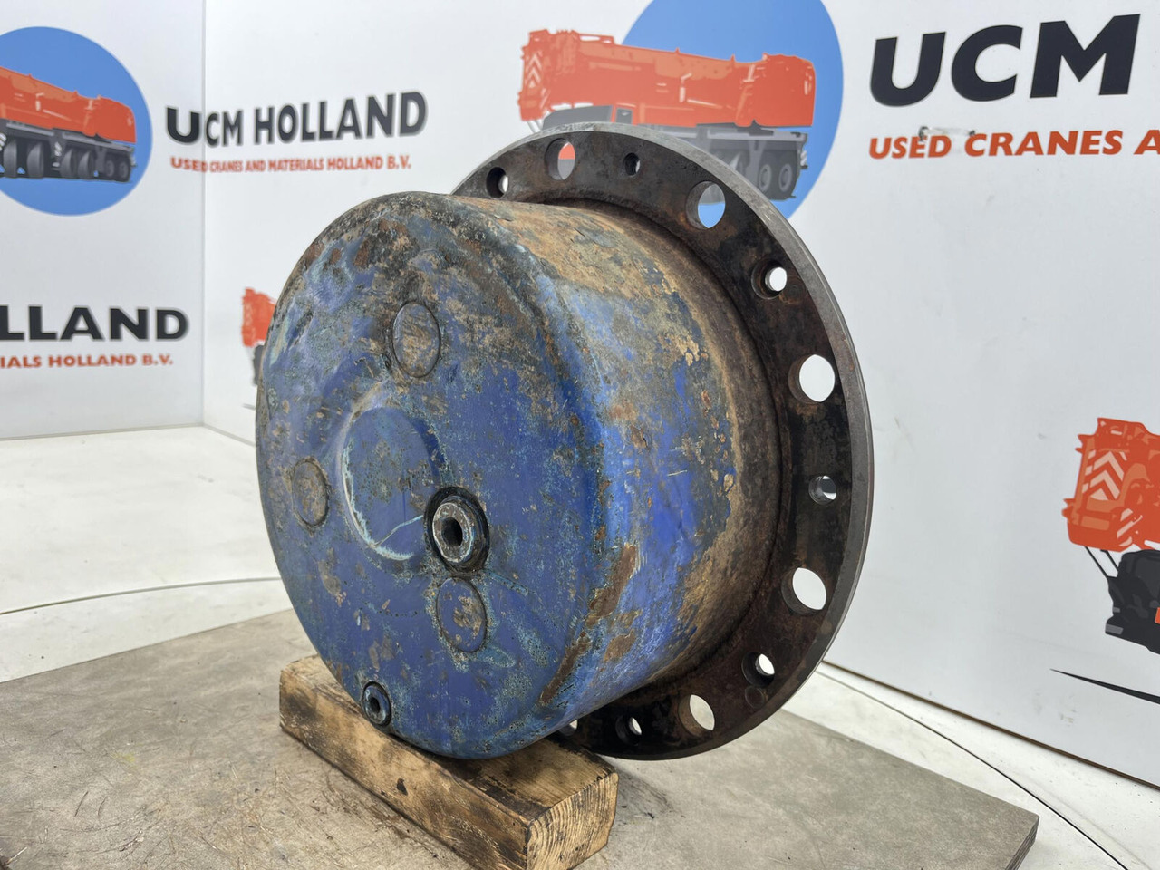 Terex AC 205 Planetary gear 17-24-67-32-3pl-H136-46 - Final drive for Mobile crane: picture 2 Terex AC 205 Planetary gear 17-24-67-32-3pl-H136-46 - Final drive for Mobile crane: picture 2
