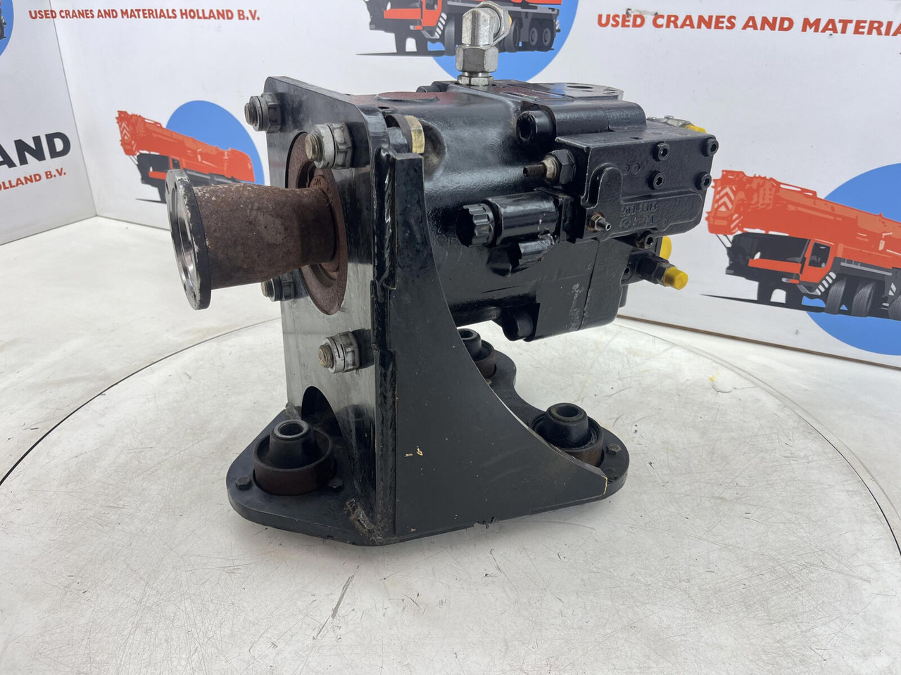 Terex Challenger 3160 Hydraulic pump - Hydraulic pump for Mobile crane: picture 1 Terex Challenger 3160 Hydraulic pump - Hydraulic pump for Mobile crane: picture 1