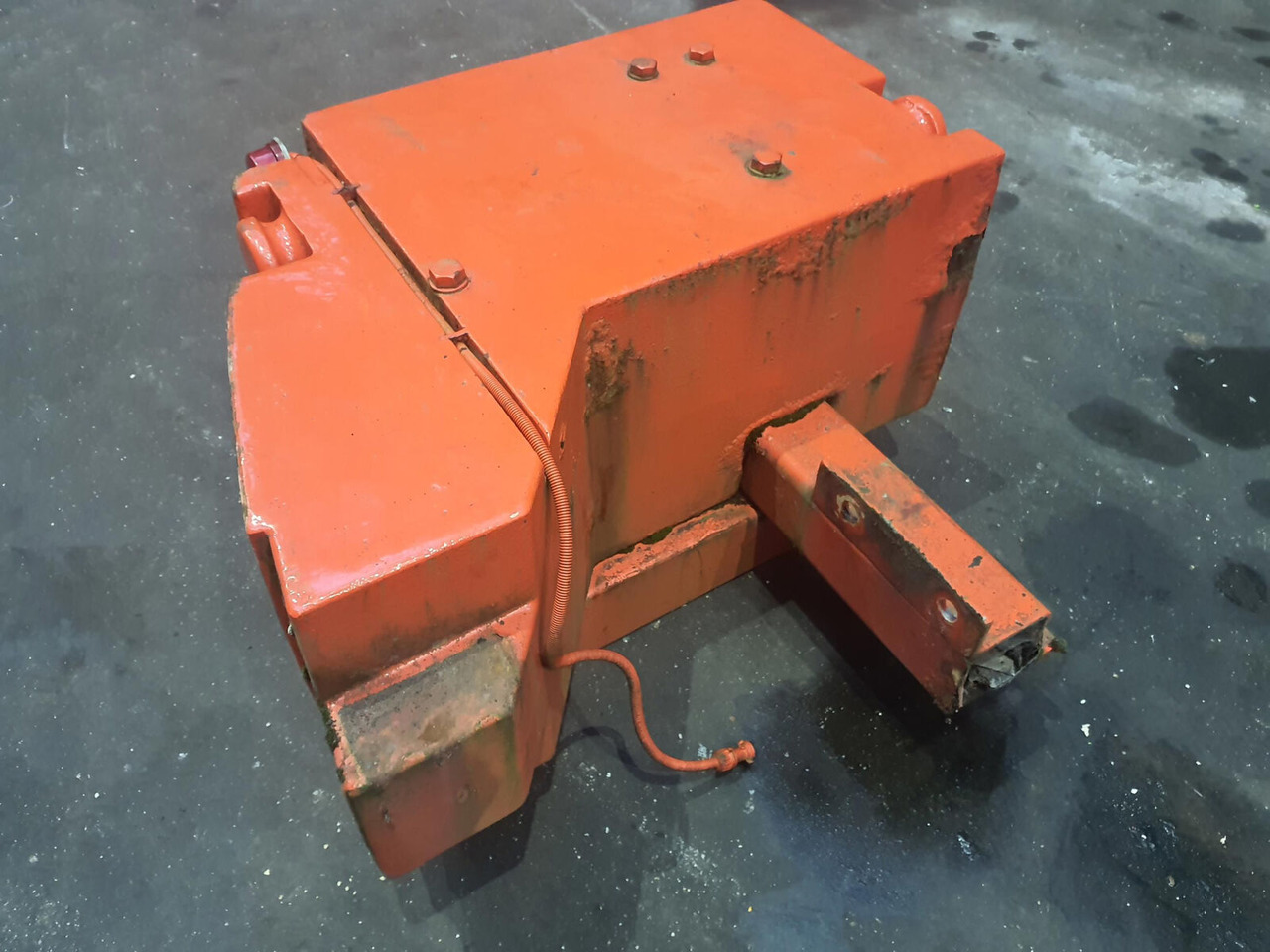 Terex counterweight left 1,2 + 0,3t - Counterweight for Mobile crane: picture 4 Terex counterweight left 1,2 + 0,3t - Counterweight for Mobile crane: picture 4