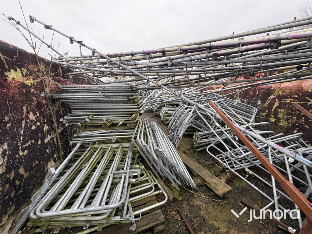 Ätbås - Livestock equipment: picture 2 Ätbås - Livestock equipment: picture 2