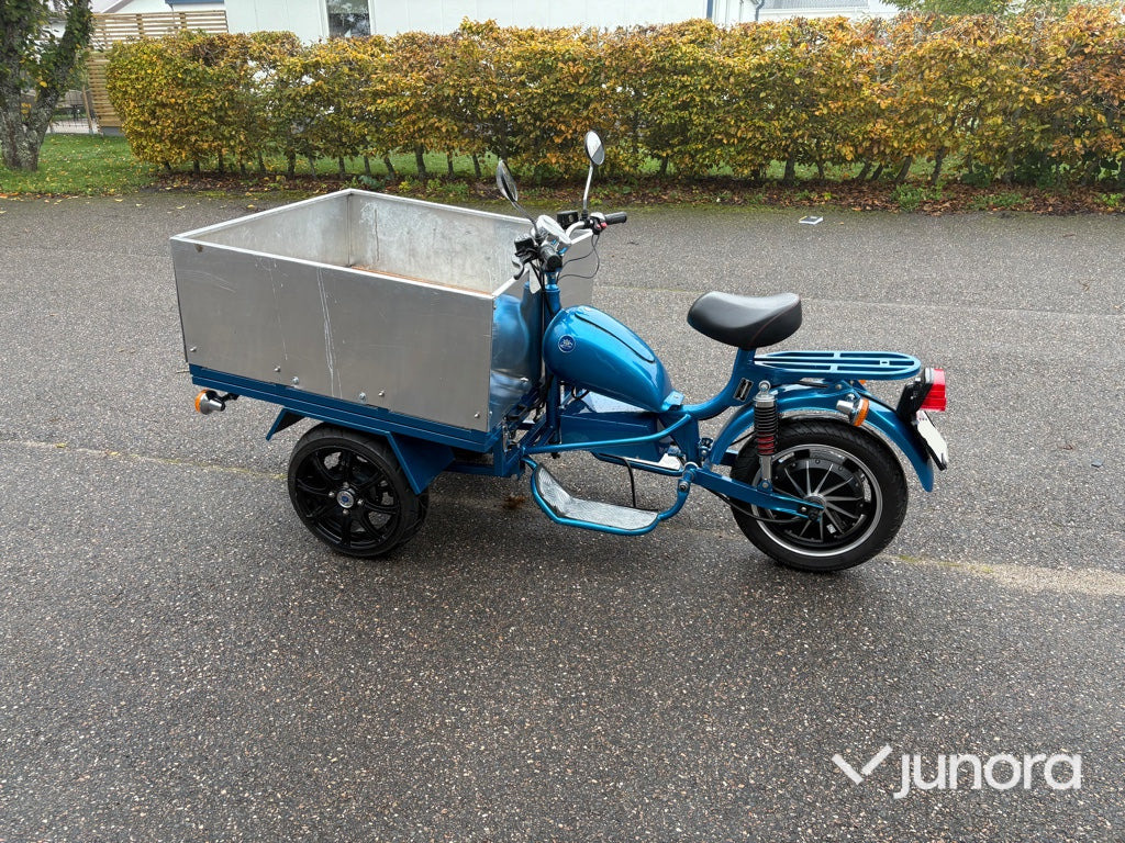 Flakmoped - MGB, StarBridge, Elektrisk - Motorcycle: picture 1 Flakmoped - MGB, StarBridge, Elektrisk - Motorcycle: picture 1