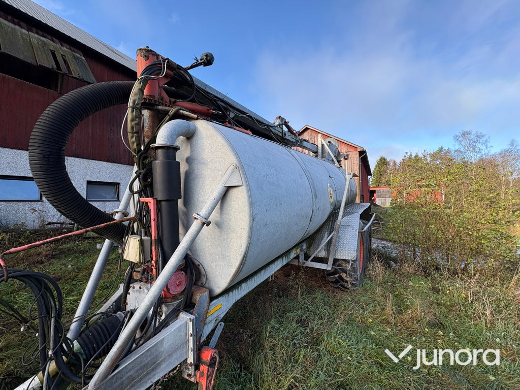 Gödseltunna - KIMADAN 15 kubik - Slurry tanker: picture 3 Gödseltunna - KIMADAN 15 kubik - Slurry tanker: picture 3