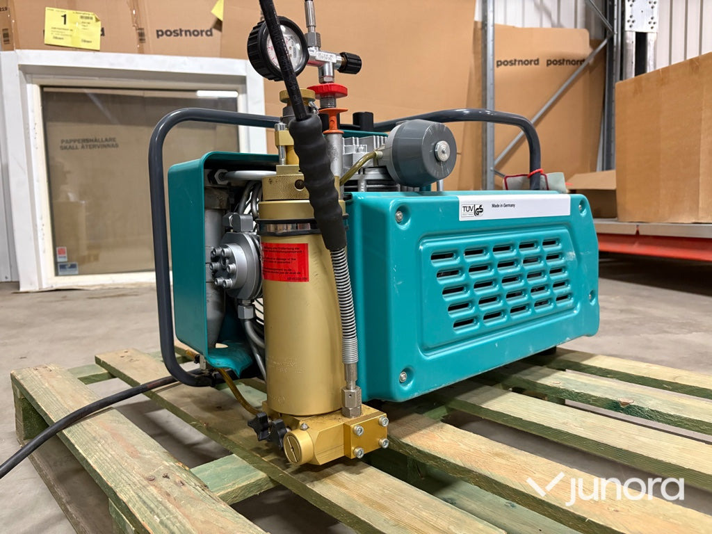 Högtryckskompressor Bauer S30 Junior II - Air compressor: picture 3 Högtryckskompressor Bauer S30 Junior II - Air compressor: picture 3
