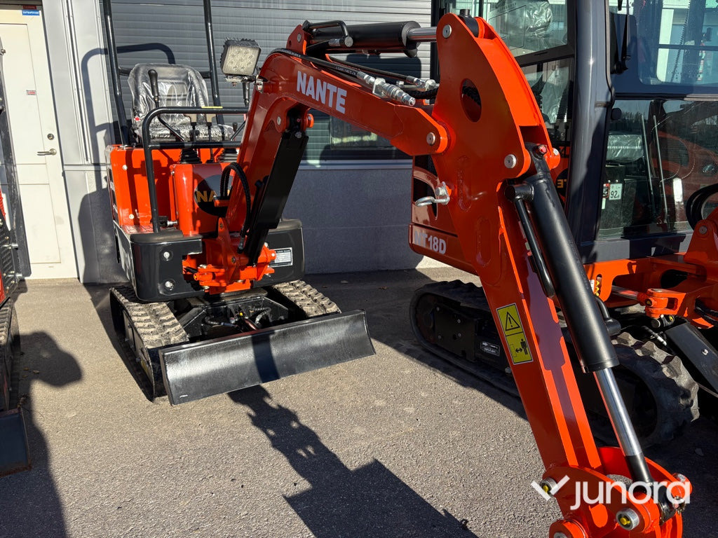 Minigrävare - Nante, NT-12 - Mini excavator: picture 3 Minigrävare - Nante, NT-12 - Mini excavator: picture 3