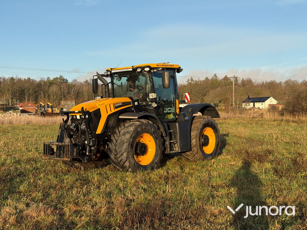 Traktor – JCB Fastrac 4220 Nordic Edition - Farm tractor: picture 2 Traktor – JCB Fastrac 4220 Nordic Edition - Farm tractor: picture 2