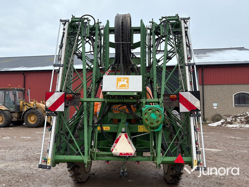 Växtskyddsspruta – Amazone UG 2200 Nova - Trailed sprayer: picture 4 Växtskyddsspruta – Amazone UG 2200 Nova - Trailed sprayer: picture 4