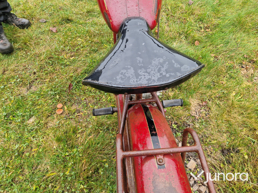 Veteranmotorcykel - Husqvarna 28 - Motorcycle: picture 5 Veteranmotorcykel - Husqvarna 28 - Motorcycle: picture 5