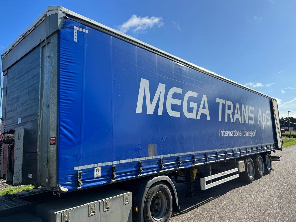 Hangler 13,6 mtr SDS-H 420 - Curtainsider semi-trailer: picture 2 Hangler 13,6 mtr SDS-H 420 - Curtainsider semi-trailer: picture 2