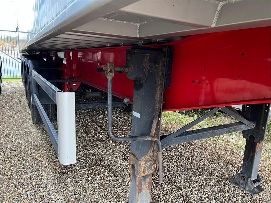 Langendorf SKA36 60m3 alu kasse med plastindlæg - Tipper semi-trailer: picture 3 Langendorf SKA36 60m3 alu kasse med plastindlæg - Tipper semi-trailer: picture 3