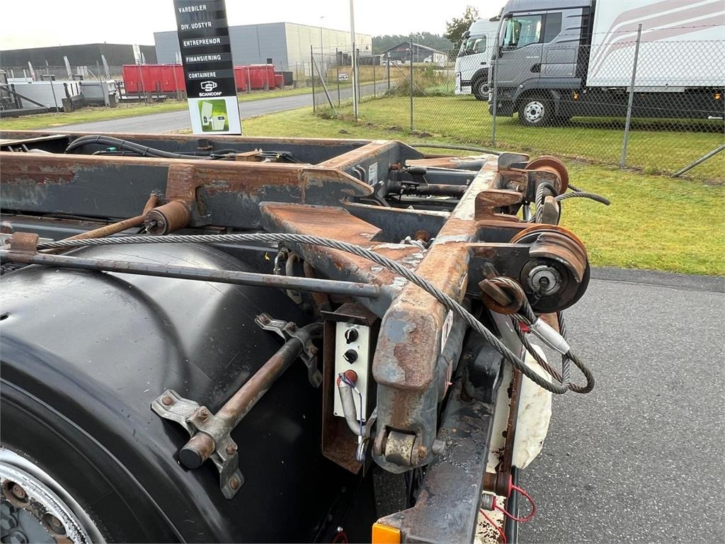 Mercedes-Benz Antos 2546 L - Skip loader truck: picture 5 Mercedes-Benz Antos 2546 L - Skip loader truck: picture 5