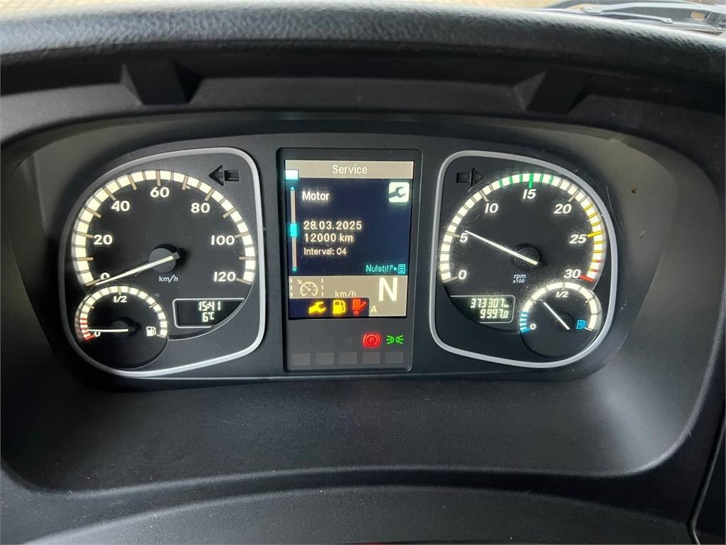 Box truck Mercedes-Benz Atego 1224 LnR: picture 15