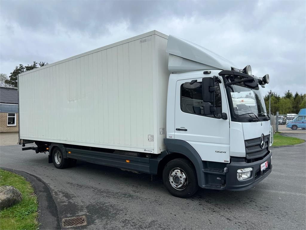 Mercedes-Benz Atego 1224 LnR - Box truck: picture 2 Mercedes-Benz Atego 1224 LnR - Box truck: picture 2