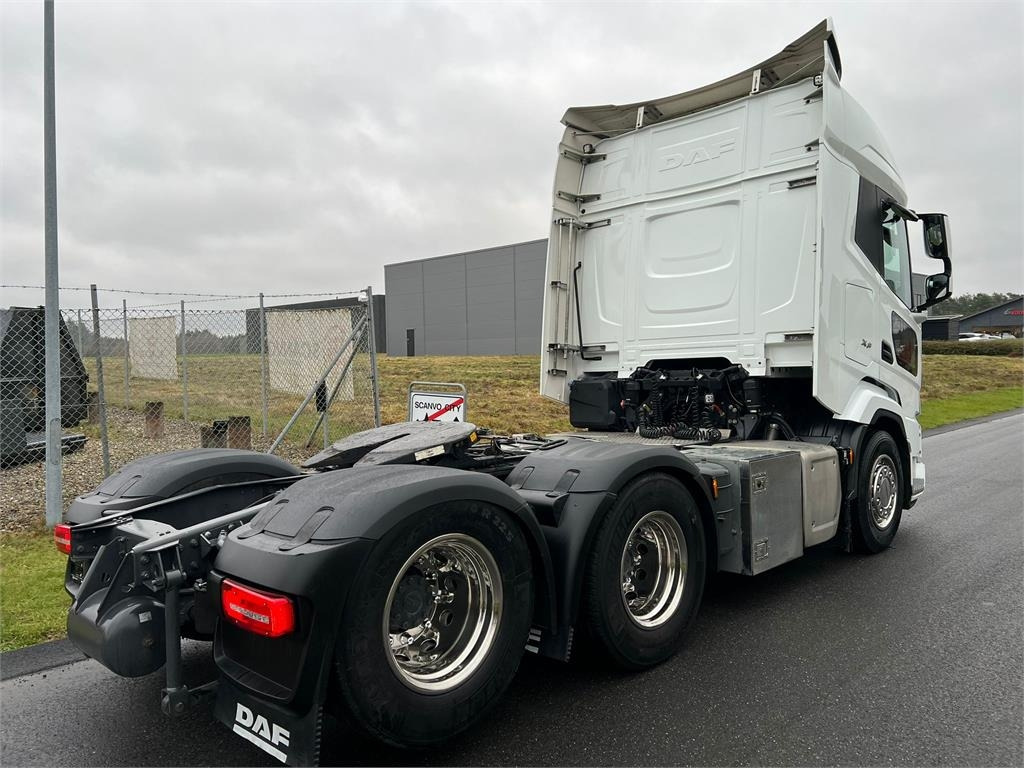 DAF XF530 FTS 6x2 - Tractor unit: picture 2 DAF XF530 FTS 6x2 - Tractor unit: picture 2