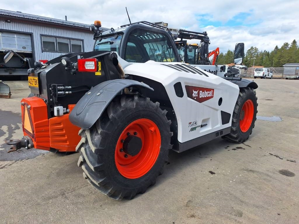 Bobcat TL30.70 AGRI - Telescopic handler: picture 4 Bobcat TL30.70 AGRI - Telescopic handler: picture 4