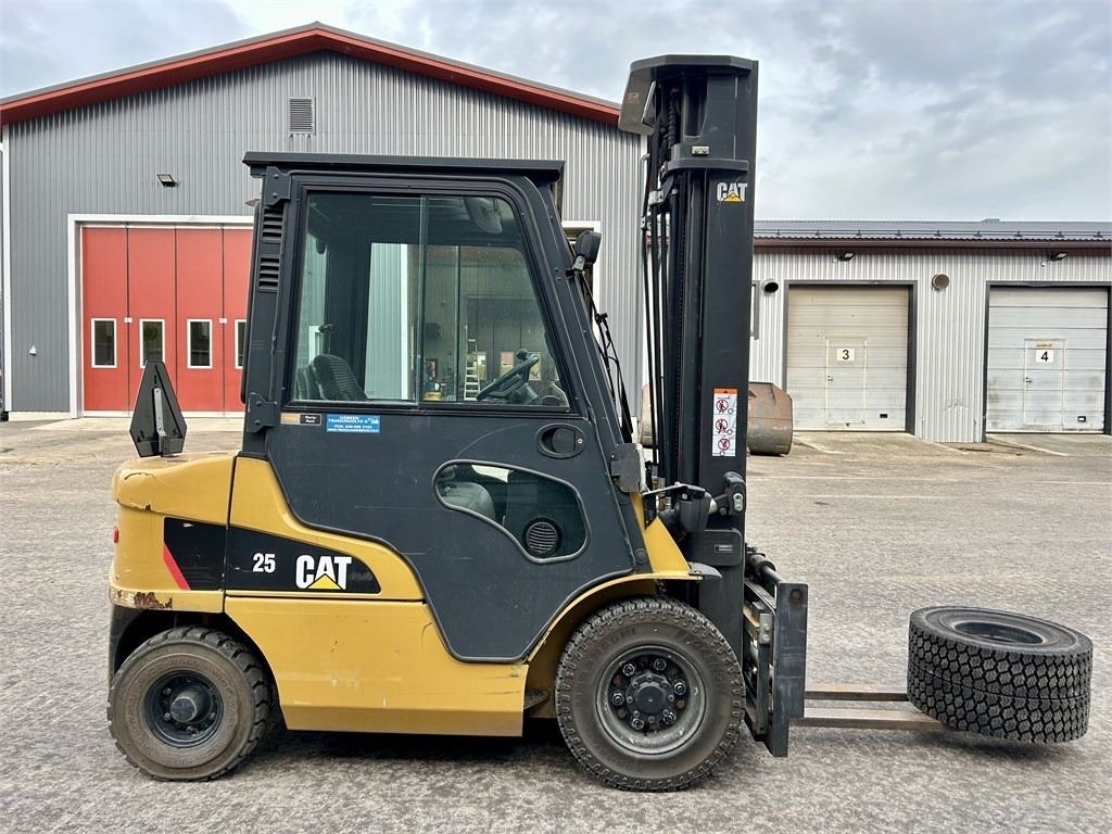CAT DP 25 NT - Diesel forklift: picture 5 CAT DP 25 NT - Diesel forklift: picture 5