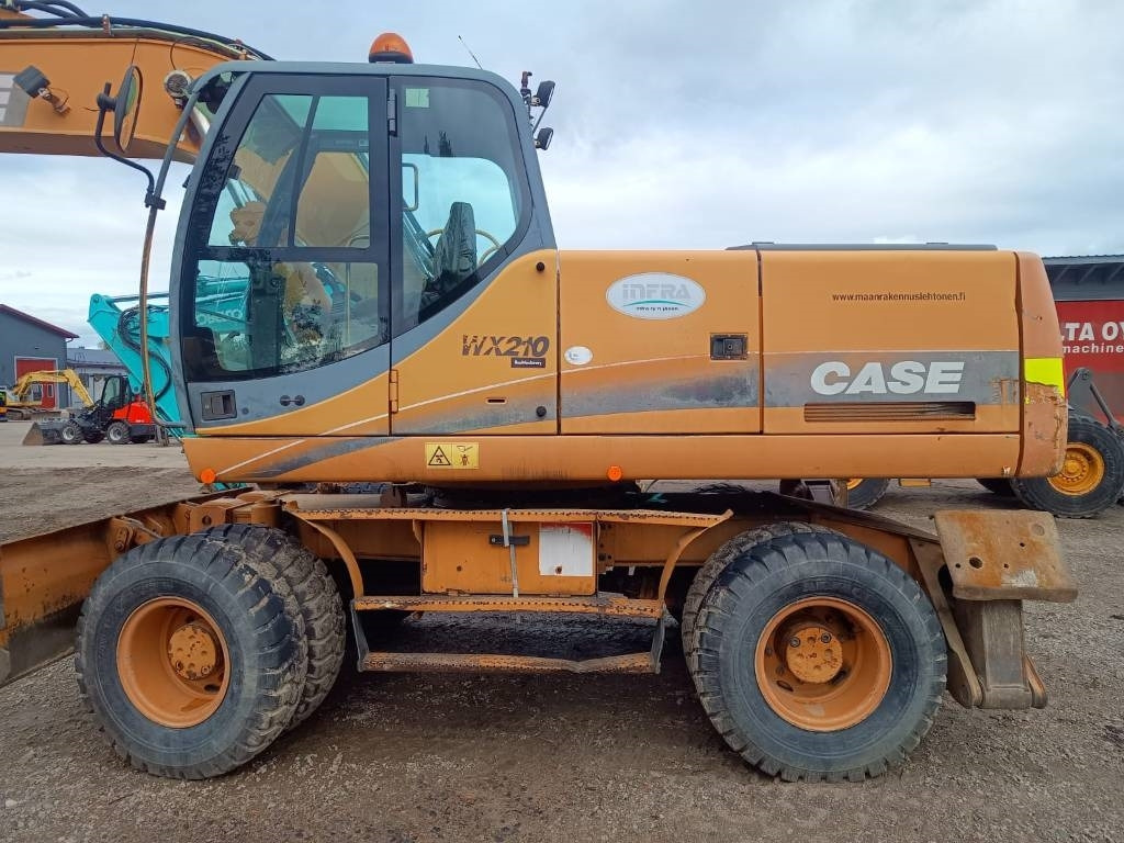 Case WX210 PYÖRITTÄJÄLLÄ - Wheel excavator: picture 2 Case WX210 PYÖRITTÄJÄLLÄ - Wheel excavator: picture 2