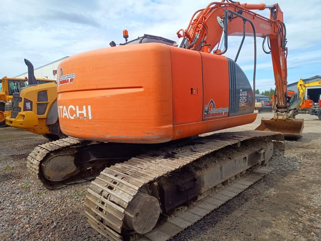 Hitachi MYYTY! SOLD! ZX225USR KALLISTAJALLA - Crawler excavator: picture 4 Hitachi MYYTY! SOLD! ZX225USR KALLISTAJALLA - Crawler excavator: picture 4