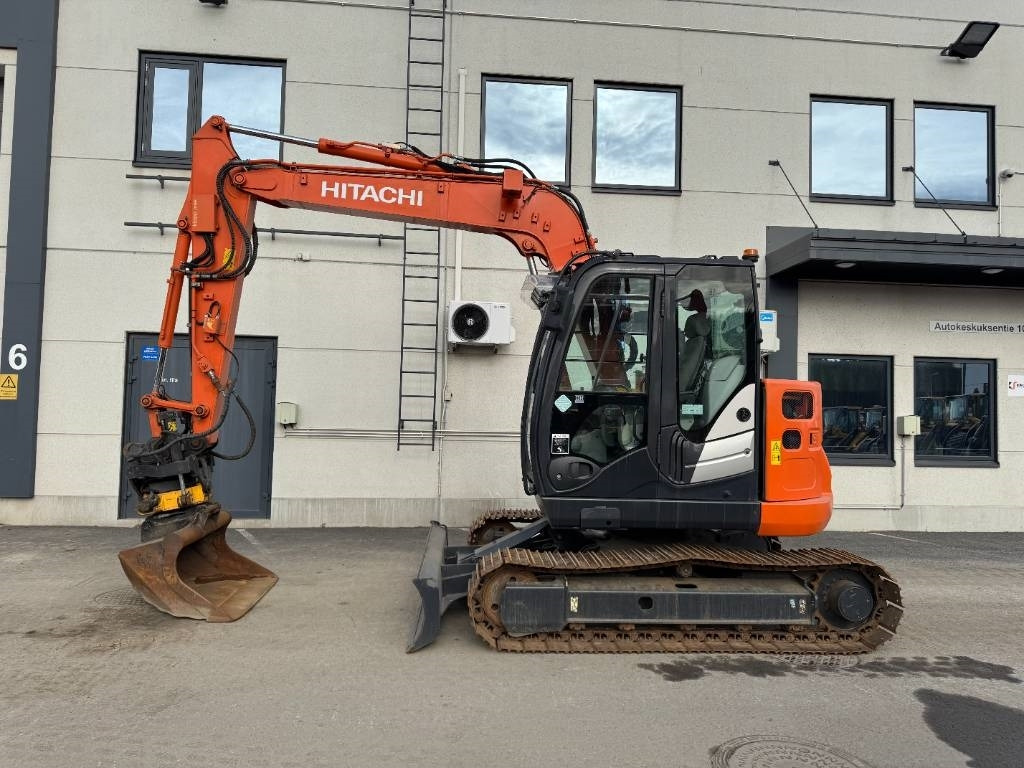 Hitachi ZX 85 US-5 Pyörittäjä, 3-Kauhaa - Mini excavator: picture 1 Hitachi ZX 85 US-5 Pyörittäjä, 3-Kauhaa - Mini excavator: picture 1