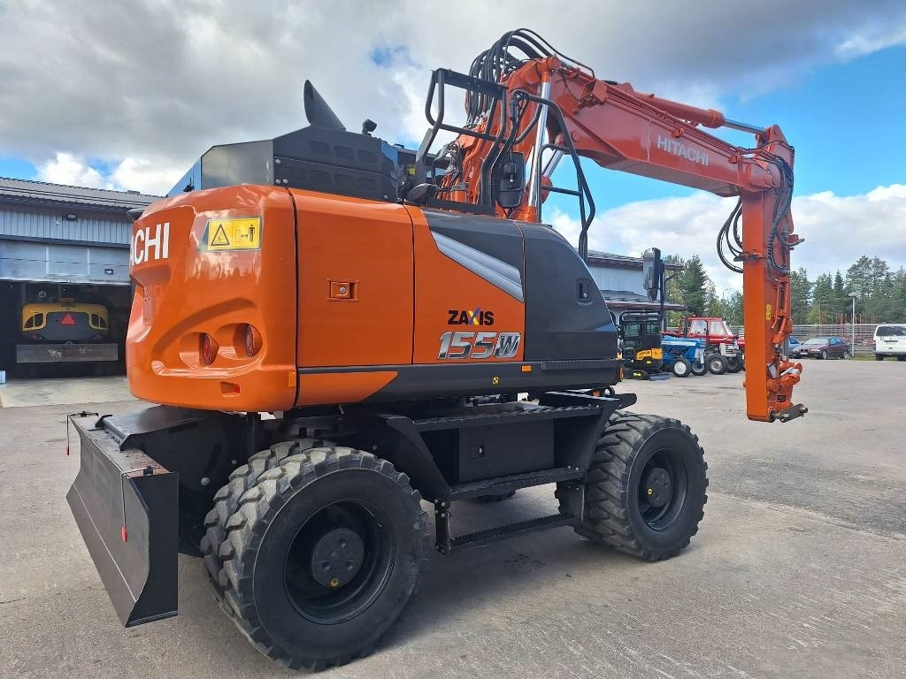 Hitachi ZX155W-7 -STAGE 5- VÄHÄN AJETTU  - Wheel excavator: picture 4 Hitachi ZX155W-7 -STAGE 5- VÄHÄN AJETTU  - Wheel excavator: picture 4
