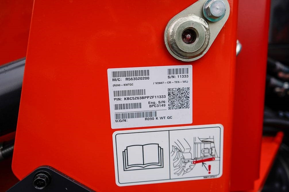 Wheel loader Kubota R090 VARUSTELTU: picture 14