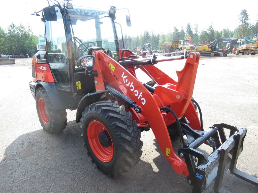 Leasing of Kubota R090W UUTUUSMALLI  Kubota R090W UUTUUSMALLI: picture 7