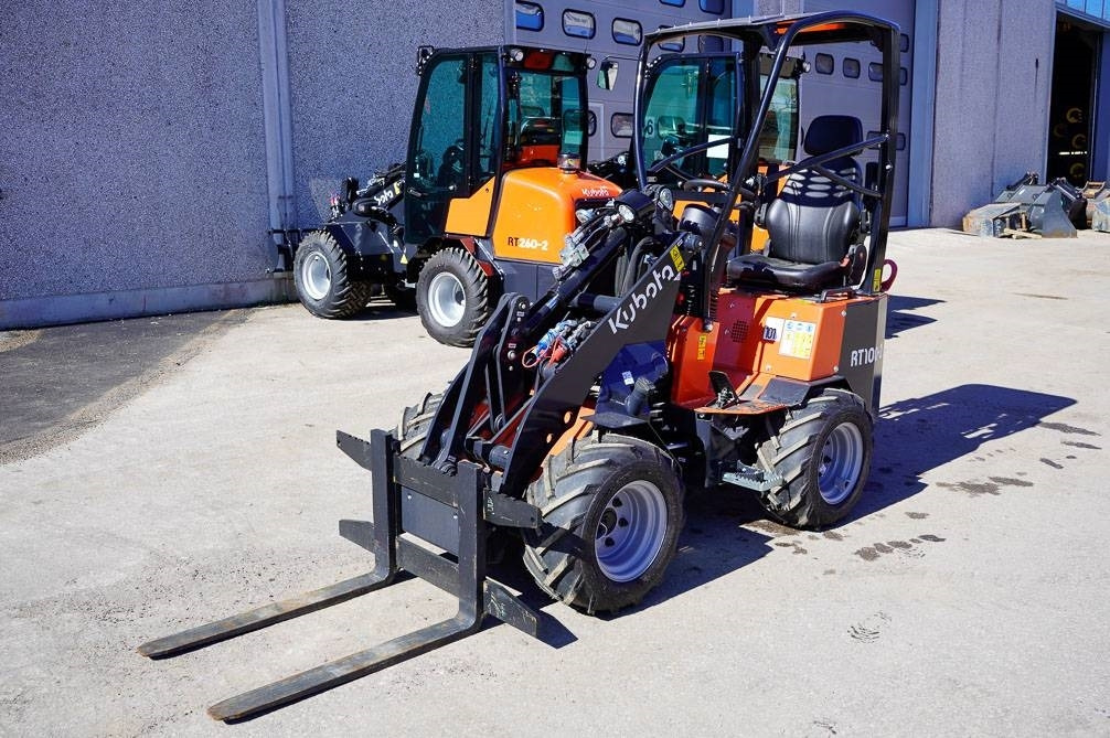 Kubota RT100-2 - Compact loader: picture 2 Kubota RT100-2 - Compact loader: picture 2