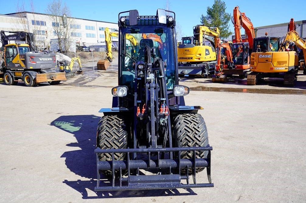 Kubota RT250-2 UUSI KONE! - Compact loader: picture 4 Kubota RT250-2 UUSI KONE! - Compact loader: picture 4