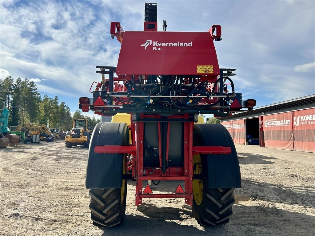 Kverneland MYYTY! SOLD! Ikarus S38 - Trailed sprayer: picture 3 Kverneland MYYTY! SOLD! Ikarus S38 - Trailed sprayer: picture 3