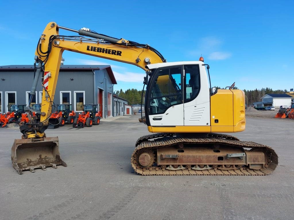 Liebherr MYYTY! SOLD! R914 COMPACT - Crawler excavator: picture 1 Liebherr MYYTY! SOLD! R914 COMPACT - Crawler excavator: picture 1