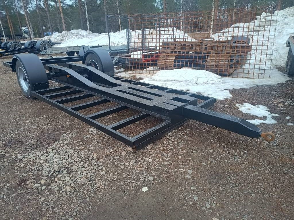Traktorilavetti 6-8tn 1-akselinen  - Low loader trailer: picture 5 Traktorilavetti 6-8tn 1-akselinen  - Low loader trailer: picture 5