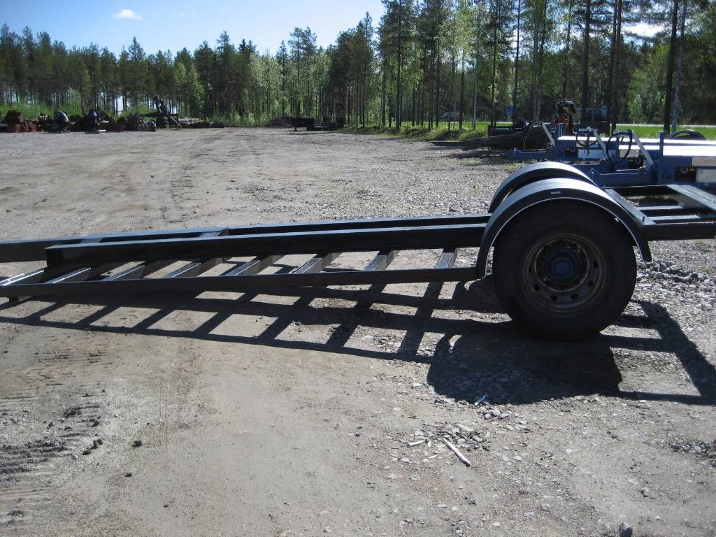 Traktorilavetti UUSI 1-akselinen 6-9tn koneille  - Low loader trailer: picture 2 Traktorilavetti UUSI 1-akselinen 6-9tn koneille  - Low loader trailer: picture 2
