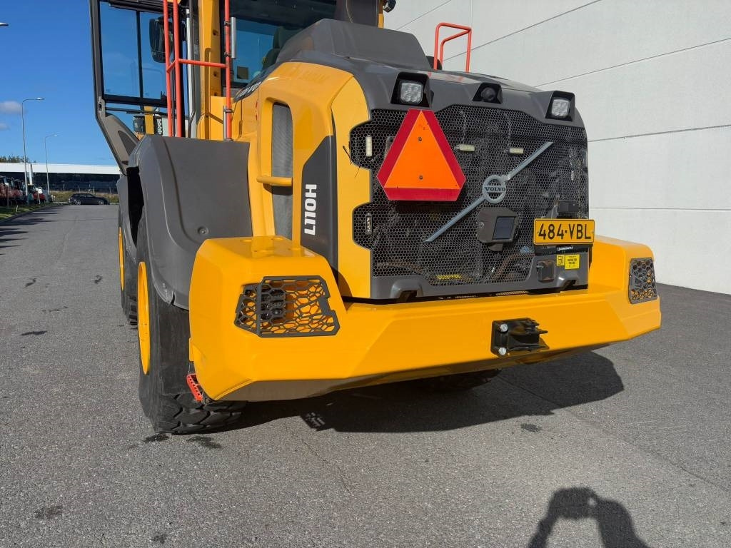 Volvo L 110 H - Wheel loader: picture 5 Volvo L 110 H - Wheel loader: picture 5