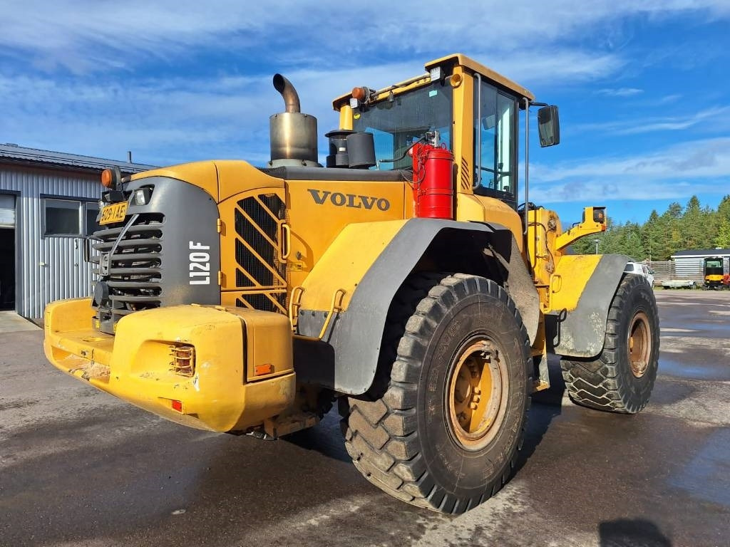 Volvo L120F VIPUOHJAUS - Wheel loader: picture 4 Volvo L120F VIPUOHJAUS - Wheel loader: picture 4