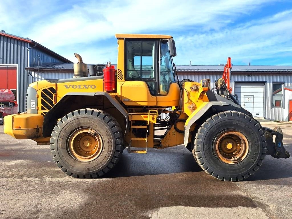 Volvo L120F VIPUOHJAUS - Wheel loader: picture 5 Volvo L120F VIPUOHJAUS - Wheel loader: picture 5