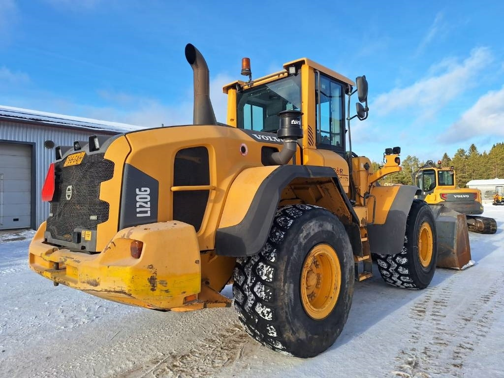 Volvo L120G VIPUOHJAUS, YM. - Wheel loader: picture 4 Volvo L120G VIPUOHJAUS, YM. - Wheel loader: picture 4
