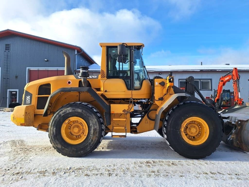 Volvo L120G VIPUOHJAUS, YM. - Wheel loader: picture 5 Volvo L120G VIPUOHJAUS, YM. - Wheel loader: picture 5