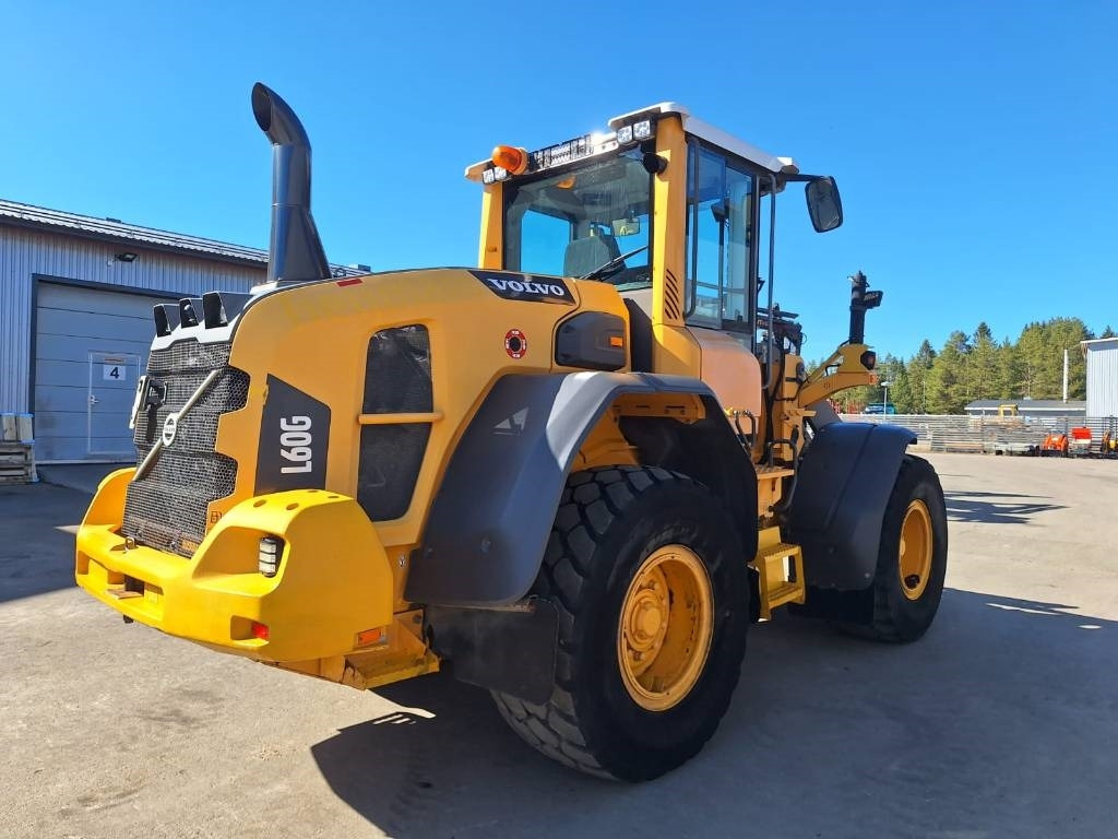 Volvo MYYTY! SOLD! L60G VIPUOHJAUS  - Wheel loader: picture 4 Volvo MYYTY! SOLD! L60G VIPUOHJAUS  - Wheel loader: picture 4