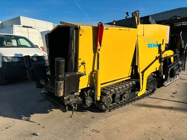 Demag DF 45 CS. SVEDALA. - Asphalt paver: picture 1 Demag DF 45 CS. SVEDALA. - Asphalt paver: picture 1