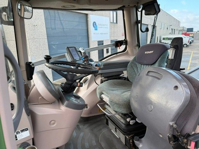 Leasing of Fendt 828 VARIO Fendt 828 VARIO: picture 15 Leasing of Fendt 828 VARIO Fendt 828 VARIO: picture 15
