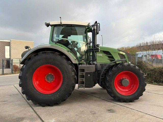 Leasing of Fendt 828 VARIO Fendt 828 VARIO: picture 11 Leasing of Fendt 828 VARIO Fendt 828 VARIO: picture 11