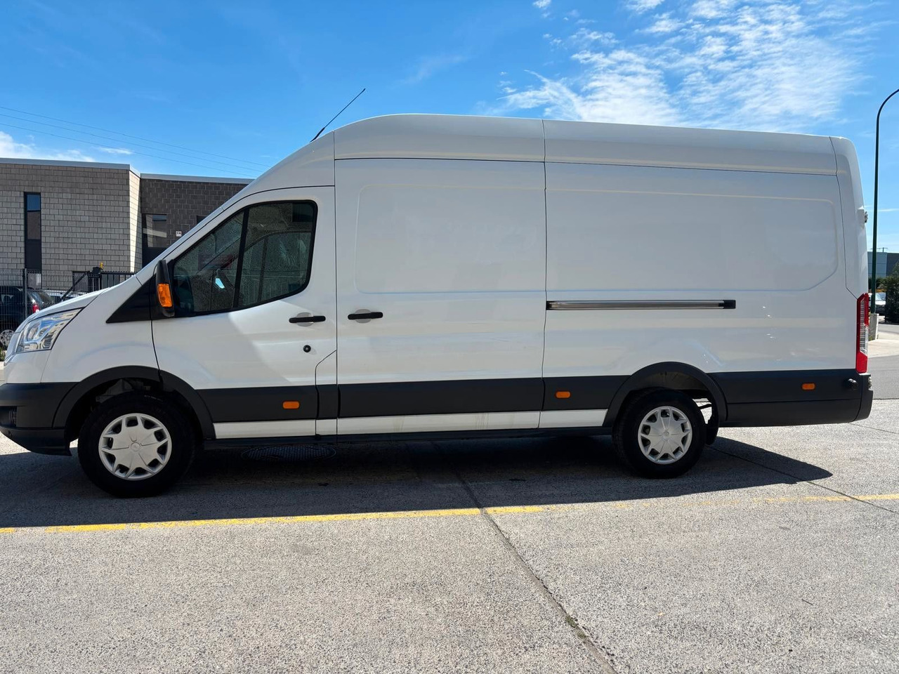 Ford Transit. Maxi. Klima. Euro 6B. Tempomat - Panel van: picture 5 Ford Transit. Maxi. Klima. Euro 6B. Tempomat - Panel van: picture 5